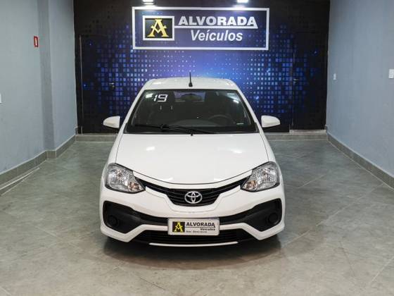 TOYOTA ETIOS 1.3 X STANDARD 16V FLEX 4P MANUAL
